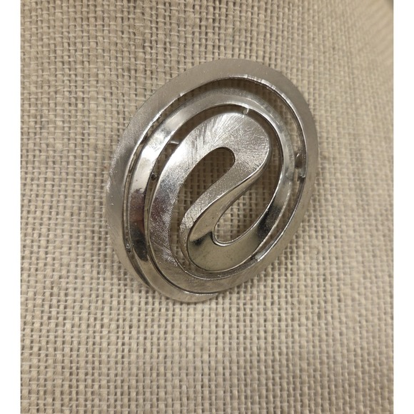 Trifari Jewelry - Vintage Crown Trifari Brooch - Silver Tone - Large - 1960s